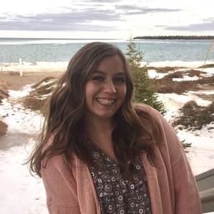 Meet your Posher, Victoria